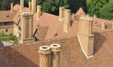 Schloss Cecilienhof, Dachlandschaft